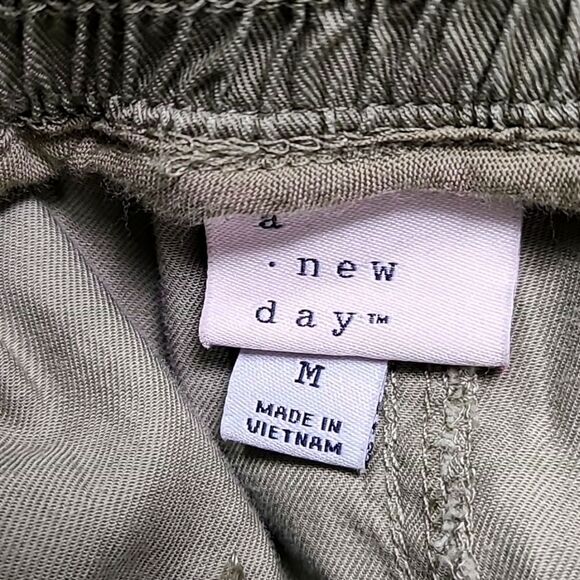 A New Day Olive Green Ankle Joggers, Size Medium - Picture 8 of 9